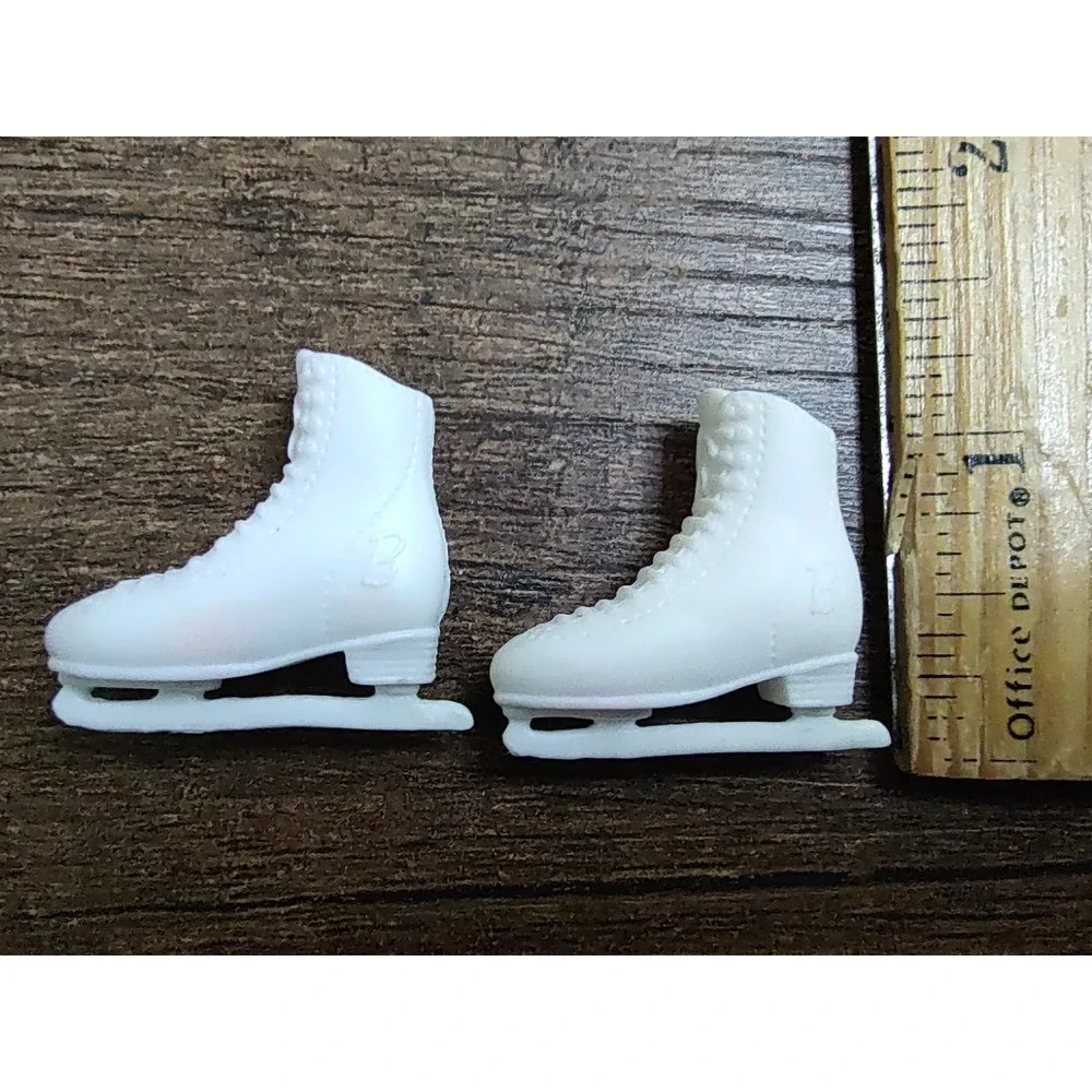 BARBIE Flat Foot FASHIONISTAS & PETITE 10
